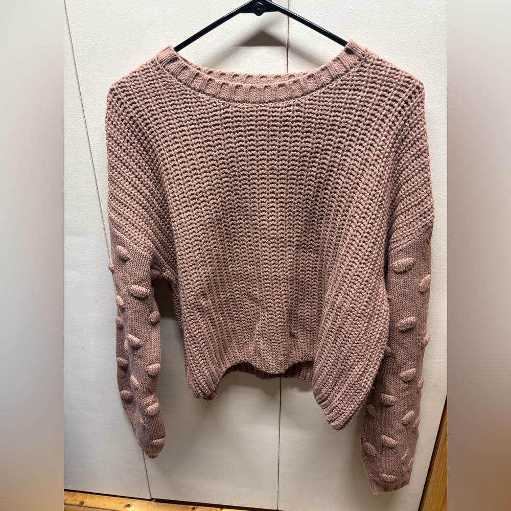 Jessica Simpson Cropped Sweater with dots on sleeve